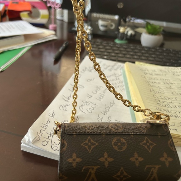 Bitsy Pouch summer 2023 Cruise Collection - Picture 8 of 12